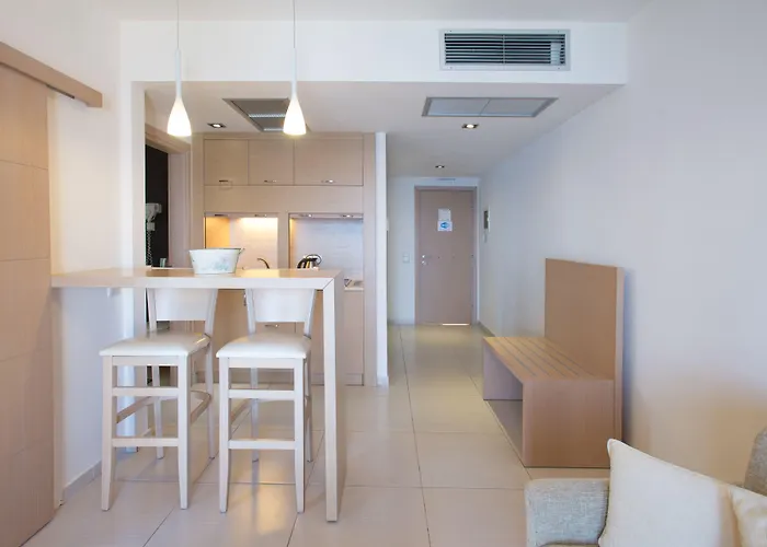 Philip Apart Otel 2*