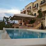 Philip Aparthotel