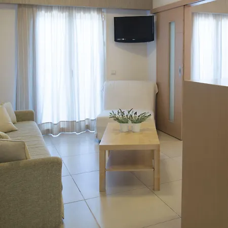 Apart-hotel Philip Pylos